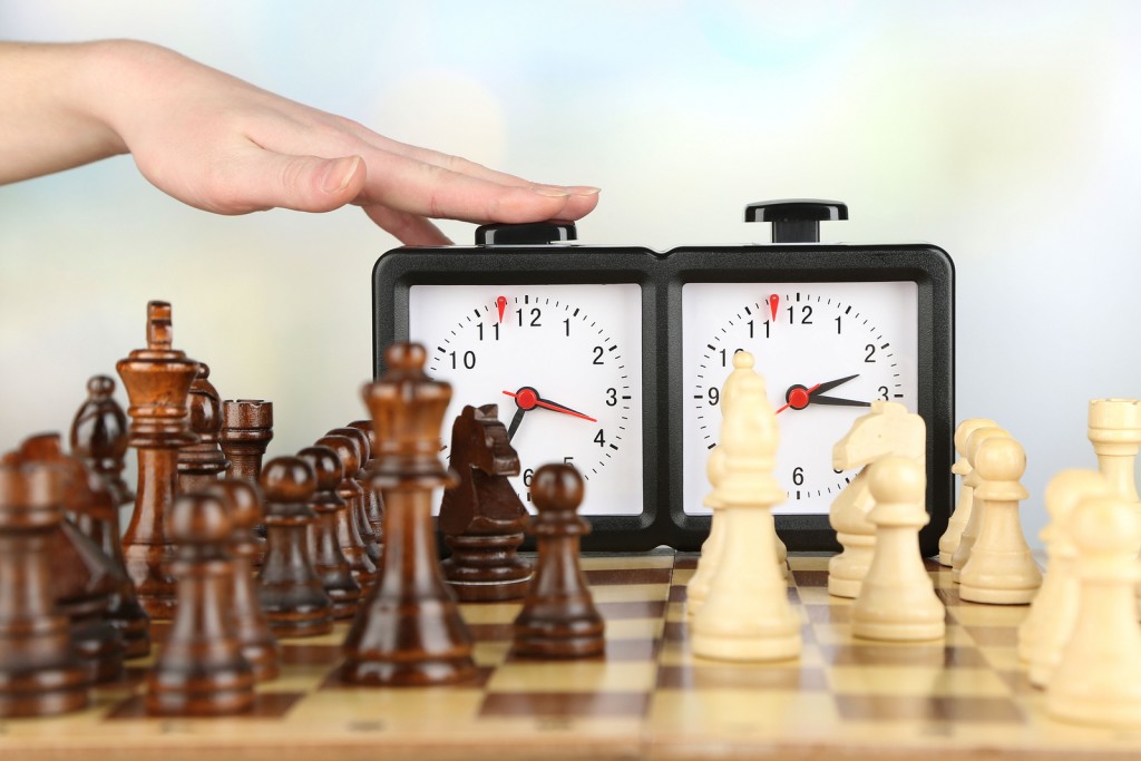 Looking for a nice analogue chess clock : r/chess