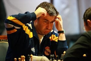 David Bronstein Quote: “The most powerful weapon in Chess is to have the next  move.”
