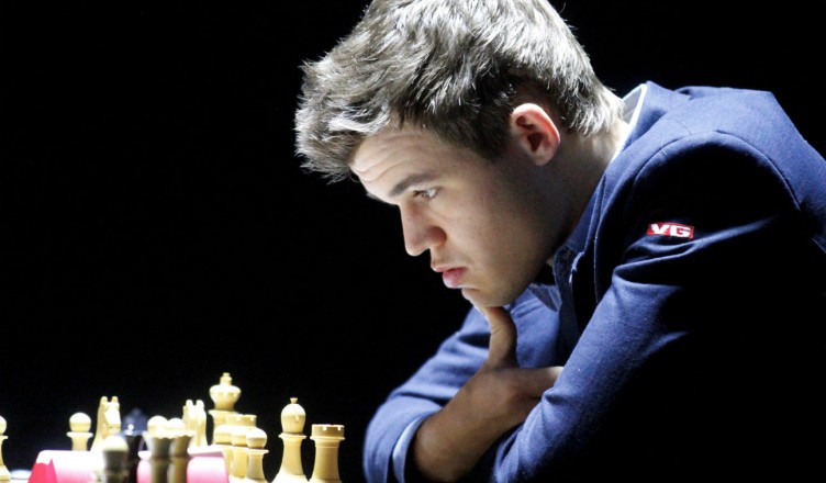 If 21-year-old Kasparov and 21- year-old Magnus were to play chess, who  would win? - Quora