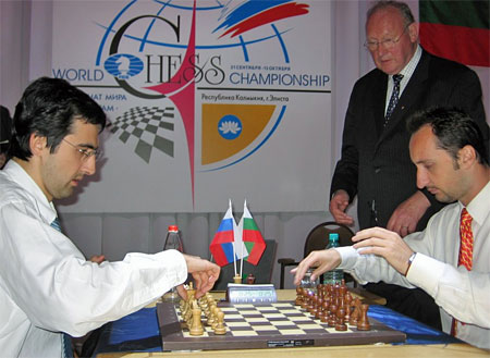 An Attacking chess Game  Topalov vs Kramnik 1995 